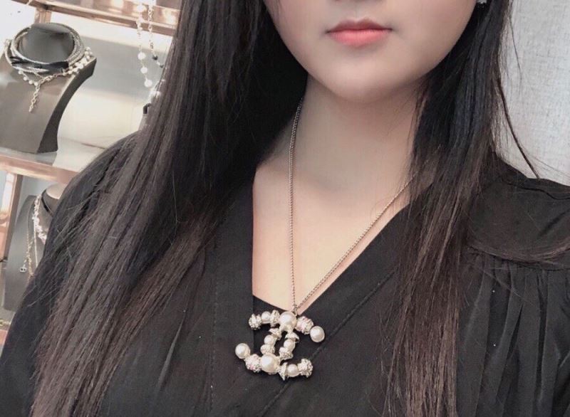 Ch**el necklaces